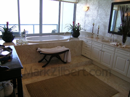 Four Seasons Residences Condo Photo
